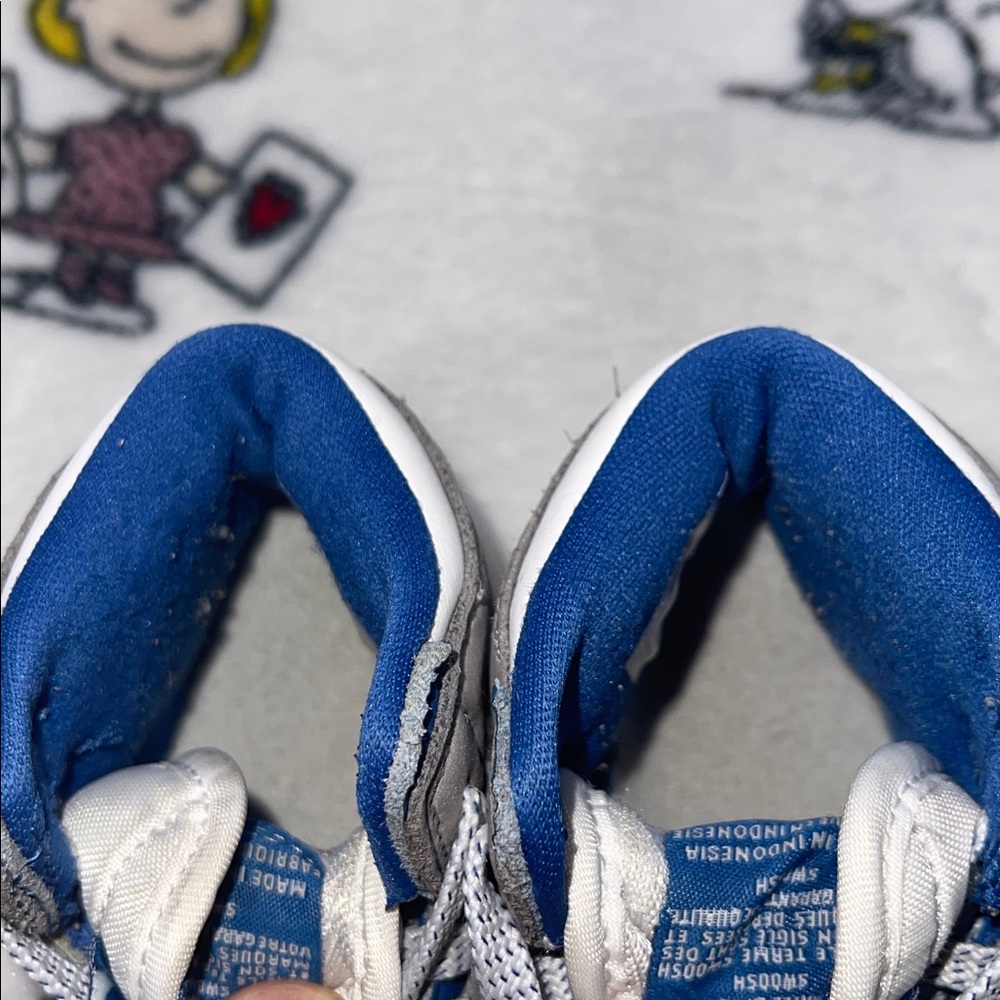 Jordan Air Retro 1 - Picture 2 of 9